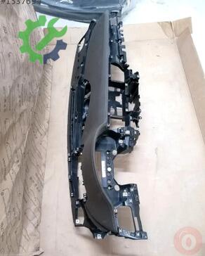 Audi A8 Torpido 4H1857009 çıkma parça