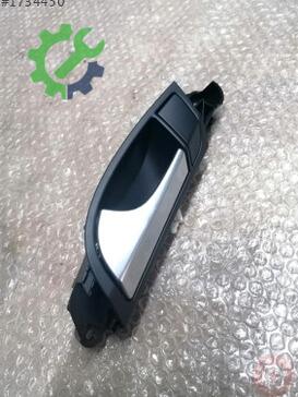 Audi Q7 Kapı Çıtası 4L0837019 çıkma parça