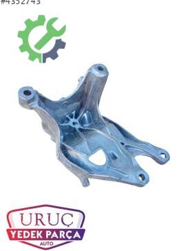 Audi A4 Motor Braketi 4M0199308BM çıkma parça