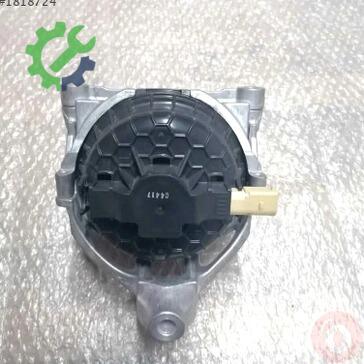 Audi Q7 4M0199372FF çıkma parça