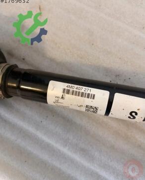 Audi Q7 Aks 4M0407271D çıkma parça
