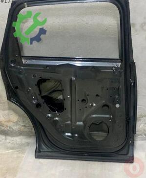 Audi Q7 Kapı 4M0833051G çıkma parça