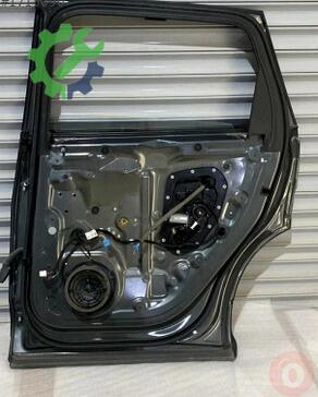 Audi Q7 Kapı 4M0833052E çıkma parça
