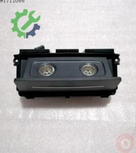 Çakmaklık Audi Q7 2022 Çıkma 4M0864061