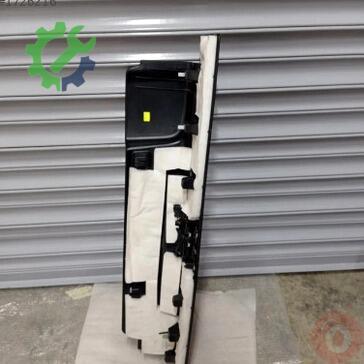 Audi Q7 Bagaj 4M0864483C çıkma parça