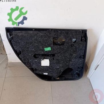 Audi Q7 Kapı Döşemesi 4M0867306F çıkma parça