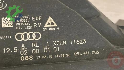 Audi Q7 Far 4M0941006 çıkma parça