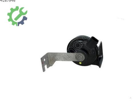 Audi Q7 Korna 4M0951221 çıkma parça