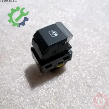 Audi Q7 Cam 4M0959855 çıkma parça
