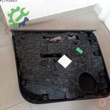 Audi Q7 Kapı Döşemesi 4M1867106D çıkma parça