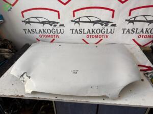 OPEL CORSA ÖN KAPUT HAFİF HASARLI