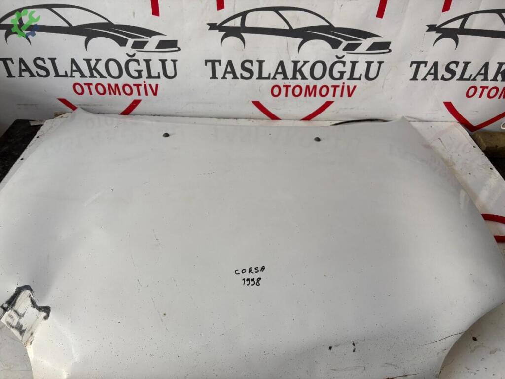 Opel Corsa Kaput çıkma parça