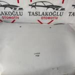OPEL CORSA ÖN KAPUT HAFİF HASARLI