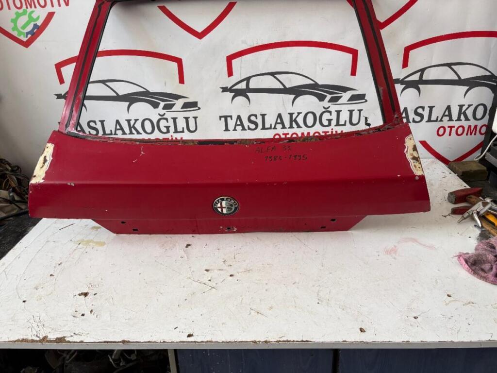 Alfa Romeo 33 Bagaj Kapağı çıkma parça