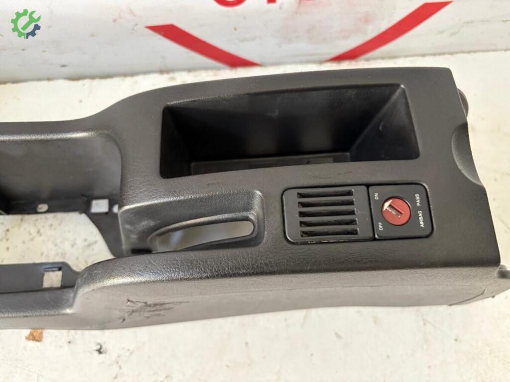 Peugeot 307 Orta Konsol çıkma parça
