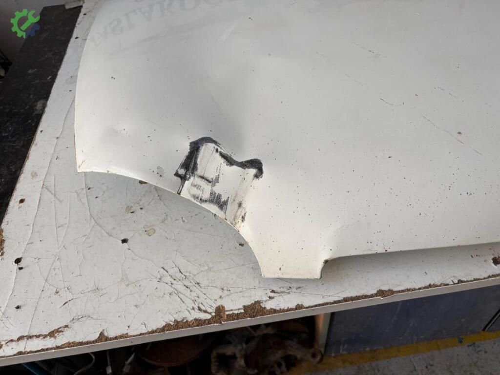 Opel Corsa Kaput çıkma parça