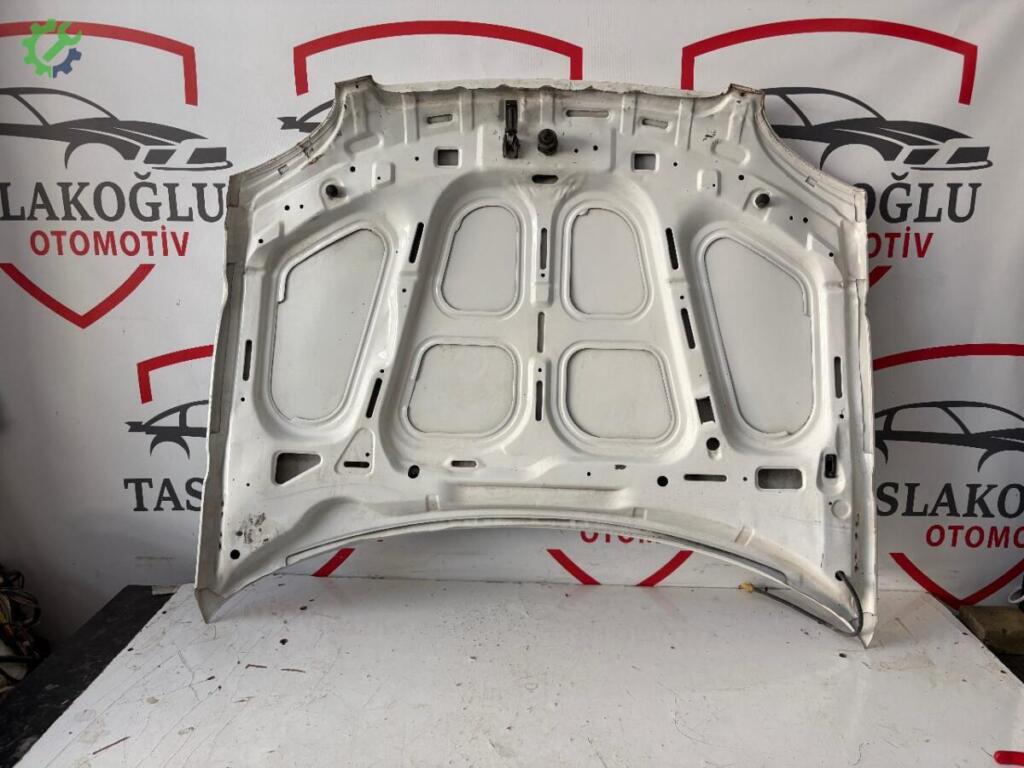 Opel Corsa Kaput çıkma parça