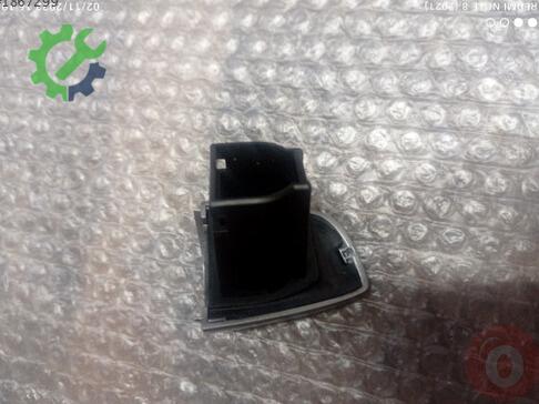 Volkswagen Passat Kapı Kolu 510839167 çıkma parça