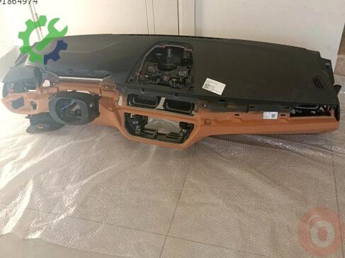 BMW 5 Serisi Torpido 51458074933 çıkma parça