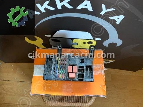 Fiat Albea Sigorta Kutusu 51752207 çıkma parça