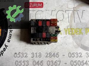 51756263 FİAT DOBLO 1.3 Multijet Orijinal Çıkma Sigorta Kutusu