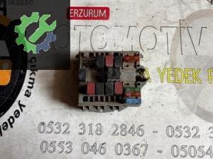 51756264 FİAT DOBLO 1.3-1.9 JTD Orijinal Çıkma Sigorta Kutusu