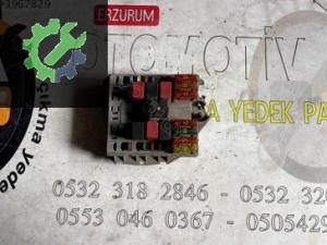 51763770 FİAT DOBLO 1.3 Multijet Orijinal Çıkma Sigorta Kutusu