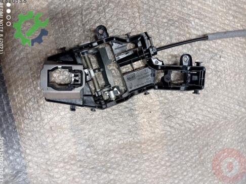 Volkswagen Passat Kapı Kilidi 517837811 çıkma parça