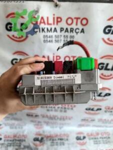 51815360 FİAT LİNEA 1.3 E5 SİGORTA KUTUSU HATASIZ ORJİNAL ÇIKMA
