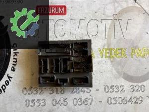 518774104-2TIT14A073BC H FORD CONNECT Çıkma Sigorta Kutusu