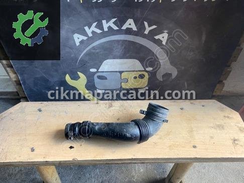 Fiat Egea Hava Filtresi Hortumu 52082501 çıkma parça