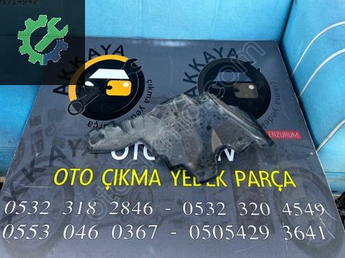 Mitsubishi L200 Radyatör 5211A371 çıkma parça
