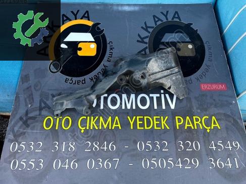 Mitsubishi L200 Radyatör 5211A372 çıkma parça