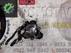 55198933-0445010138 OPEL CORSA ASTRA 1.3 Mazot Pompası