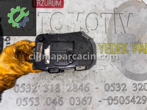 Fiat Doblo Gaz Kelebeği 55229467 çıkma parça