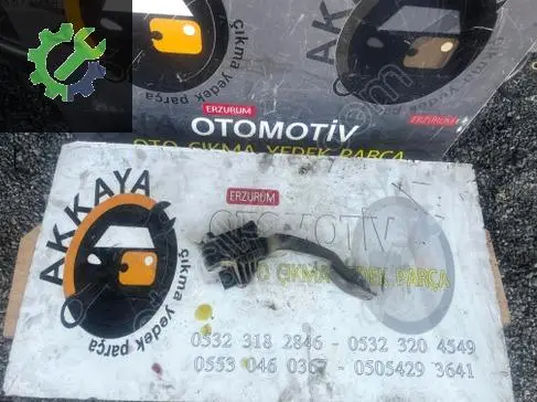 Fiat Punto Pedal 55702020 çıkma parça