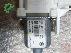 Far Motoru Volkswagen Passat 2022 Çıkma 561959702C