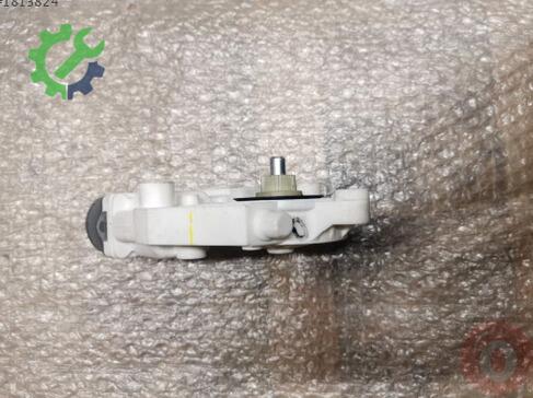 Volkswagen Passat Far Motoru 561959702C çıkma parça