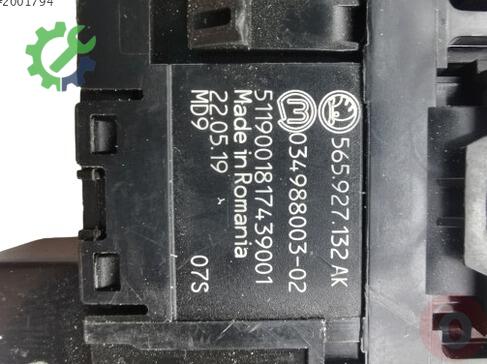 Skoda Karoq Flaşör Düğmesi 565927132AK çıkma parça