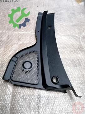 Seat Ateca Ön Cam Izgarası 576819403A çıkma parça