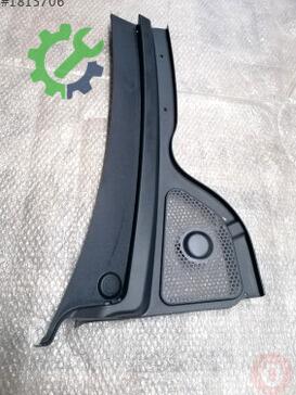 Seat Ateca Ön Cam Izgarası 576819404A çıkma parça