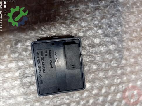 Skoda Karoq Tavan Lambası 57A035624 çıkma parça