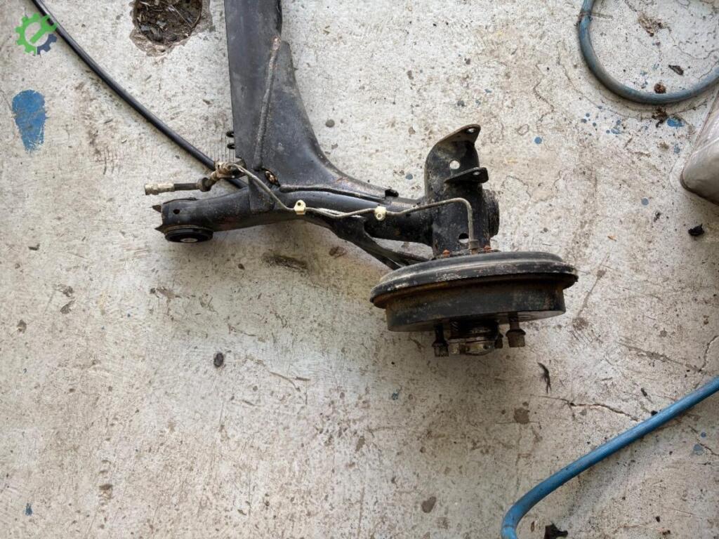 Volkswagen Polo Arka Dingil çıkma parça