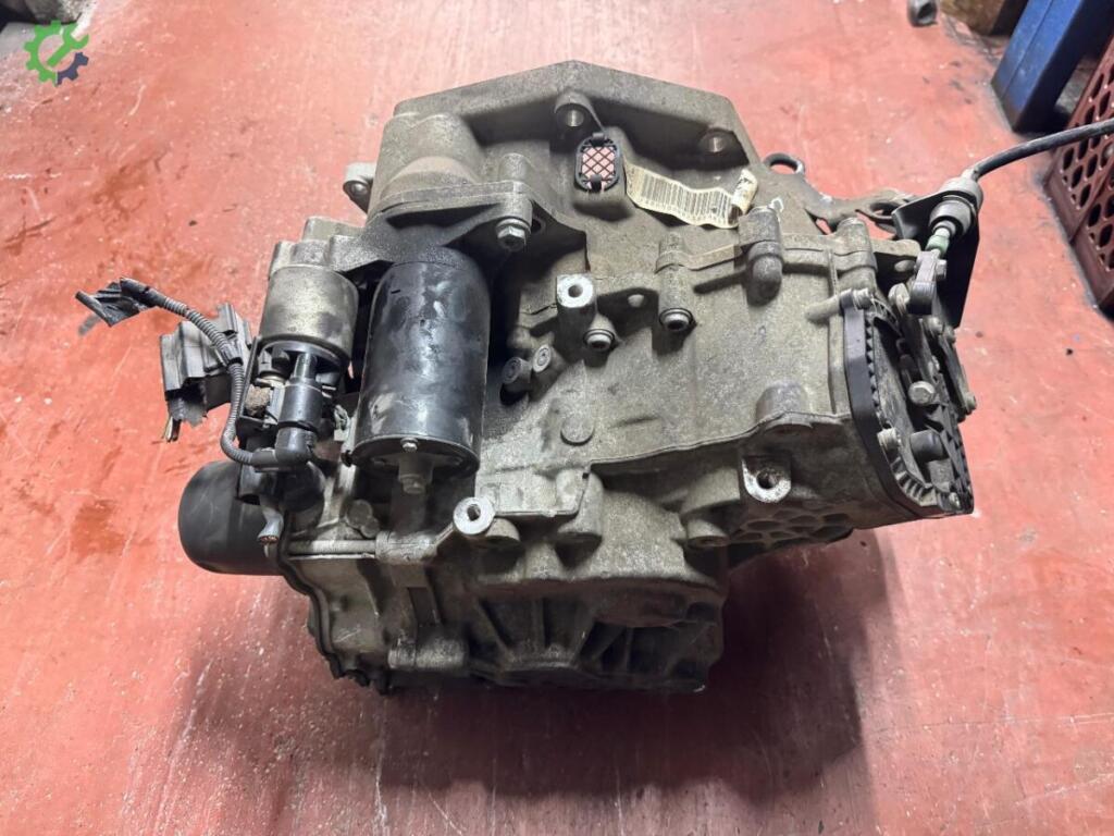 Volkswagen Passat Otomatik Şanzıman çıkma parça