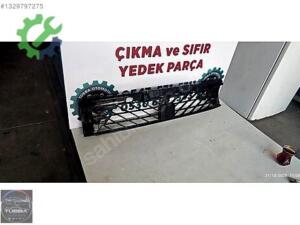 5FF853667A 2021-2024 FORMENTOR ÖN TAMPON IZGARA