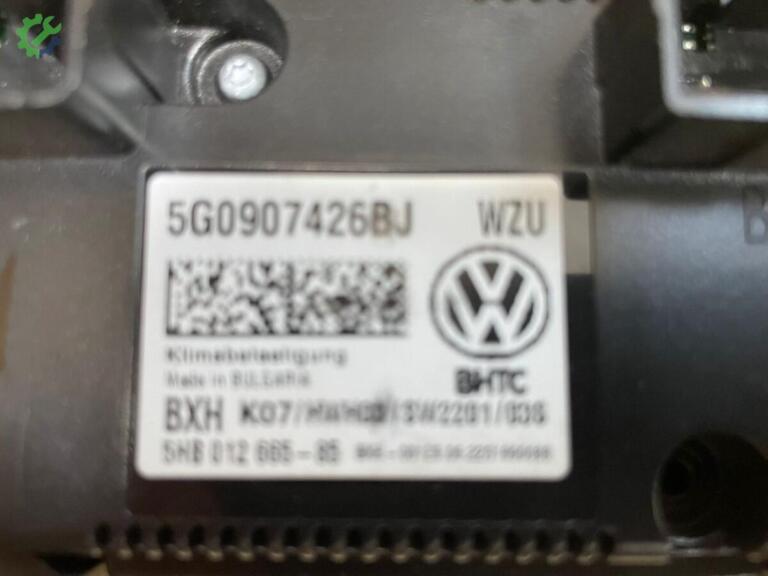 Volkswagen Touran Klima Kontrol Paneli çıkma parça