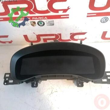 BMW 5 Serisi Gösterge Paneli 8709815 çıkma parça
