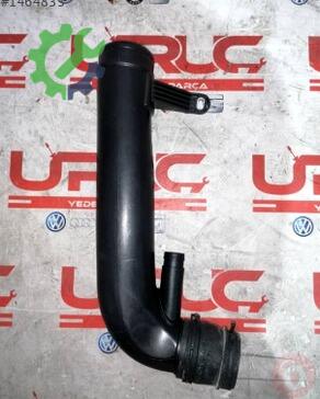 Volkswagen Jetta Turbo Hortumu 5C0129654 çıkma parça