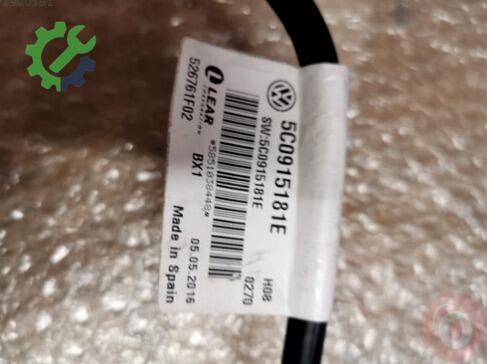 Volkswagen Jetta Akü 5C0915181E çıkma parça