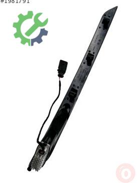 Volkswagen Up Club Tampon Reflektörü 5C5945701D çıkma parça